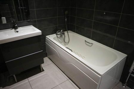 2 Shandon Manor, 15 Clara Road, Belfast, BT5 6FN - Photo 4
