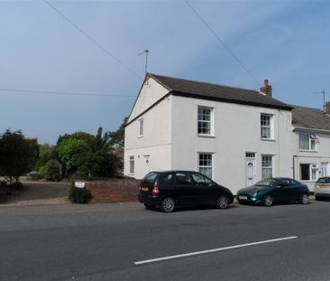 2 bedroom semi-detached house to rent - Photo 3
