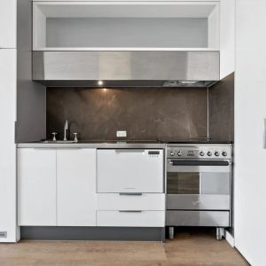 Bright & Functional Home with Outdoor Terrace and Parking - Photo 2