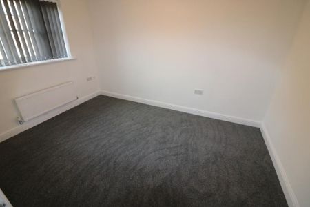 3 bedroom end of terrace house to rent - Photo 4