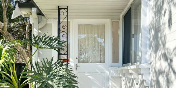 Character filled family home - Photo 3