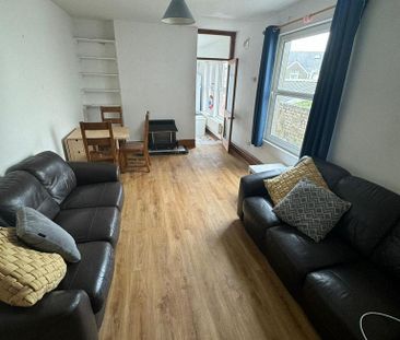 5 bedroom house to rent - Photo 1