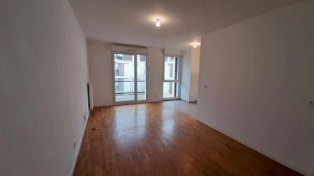 location Appartement F2 DE 46.55m² À PALAISEAU - Photo 2