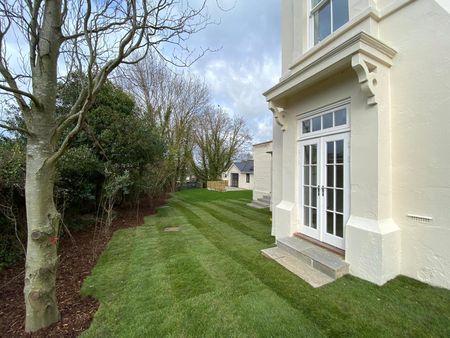 1 bedroom in Coppid Hall, Warfield Road, Warfield Road - Photo 4