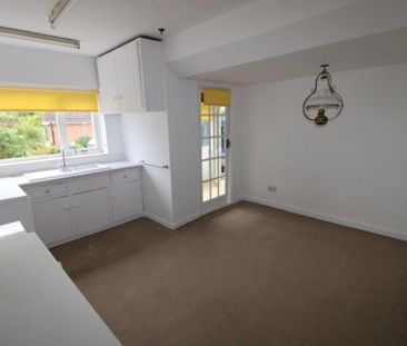 2 bedroom detached bungalow to rent - Photo 6