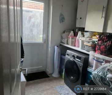 1 bedroom in a house share to rent - Photo 5