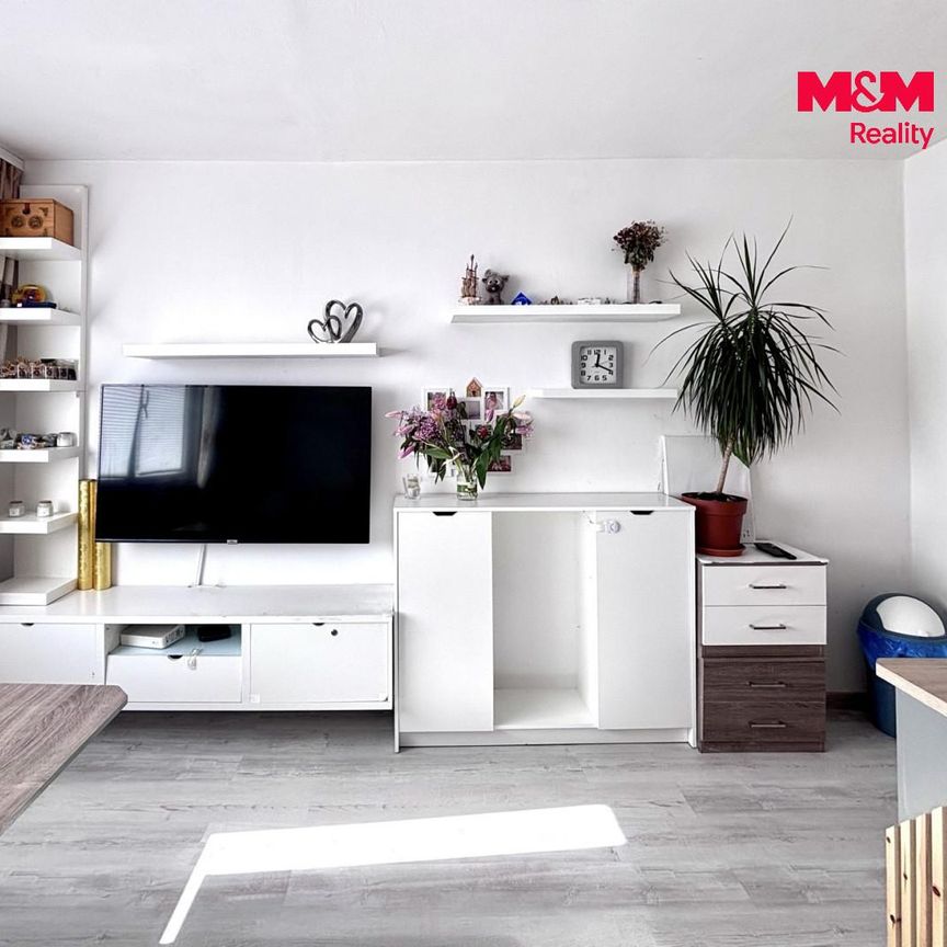 Pronájem bytu 2+kk 40 m², Hradecká 2657, Česká Lípa - Photo 1