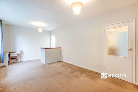 Kennington Park Road, London, SE11 - Photo 3