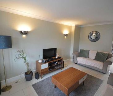 Glenrise Close, St. Mellons, Cardiff, CF3 - Photo 1