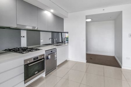 CONTEMPORARY RIVERBANK LIVING, 2 BEDROOM APARTMENT PLUS STUDY NOOK AND PARRAMATTA CBD VIEWS - Photo 5