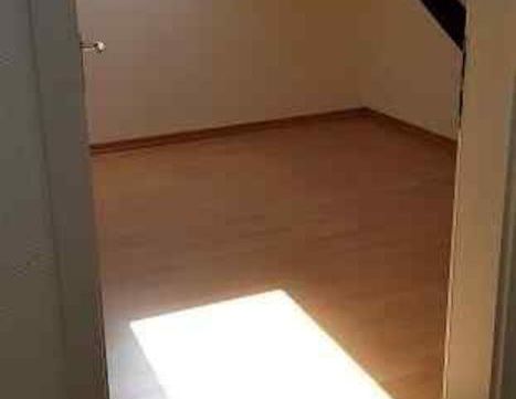Schöne Dachgeschosswohnung in Schwetzingen-Hirschacker - Foto 1