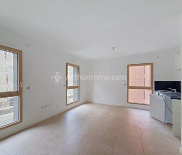 Location Appartement 1 pièce 34m² CLERMONT FERRAND 63000 - Photo 2