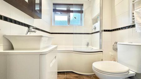 Studio to rent - Photo 3