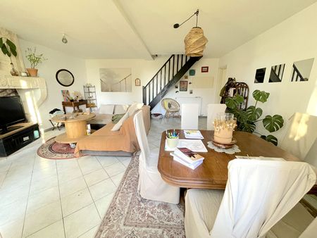 A LOUER PUGNAC MAISON DE TYPE 4 AVEC JARDIN ET GARAGE - SECTEUR PUGNAC - Photo 5