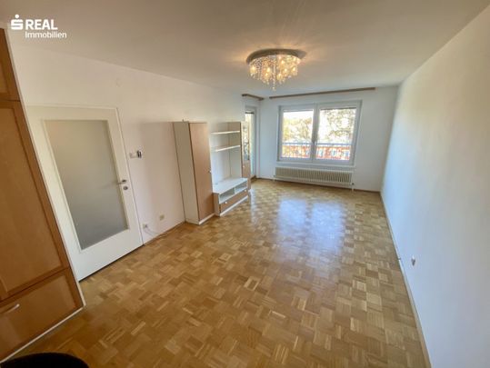 Freizeitgebiet Wienerberg, 3 Zimmer & Loggia (Heizung/Warmwasser inkludiert) - Photo 1