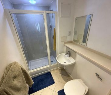 2 bedroom apartment to rent - Photo 6