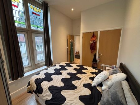 1 Bed Flat, North Hill Road, LS6 - Photo 4
