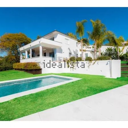 Alquiler de casa o chalet en Urbanización Parque Elviria, 176 - Photo 1