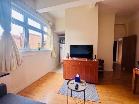 2 Bed Flat, Adline Grove, E1 - Photo 2