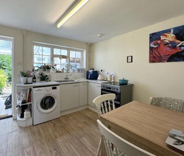 3 bedroom cottage to rent - Photo 3