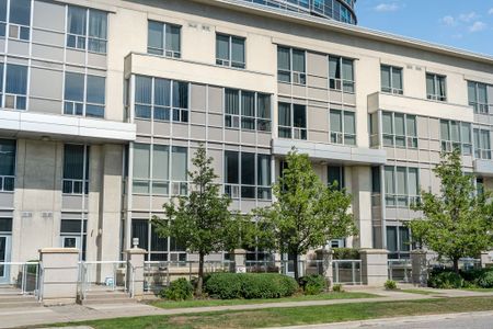 For Lease - 38 Lee Centre Drive Unit# Th122, Toronto, Ontario - Photo 5