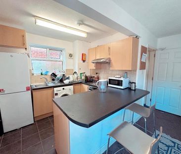 5 bedroom house to rent - Photo 2