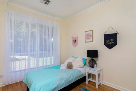 Comfortable Family Home in Brahma Lodge - Photo 3