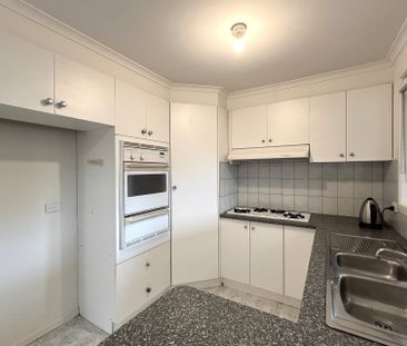 Well optioned & well located !! - Photo 4