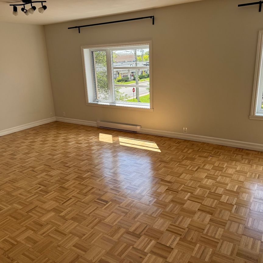 Appartement - 3855 Rue de Mont-Royal - Photo 1