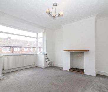 3 bedroom end of terrace house to rent - Photo 1