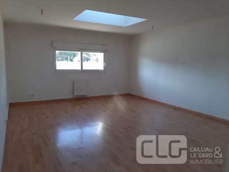 Location Appartement 3 pièces 70m² - Photo 2