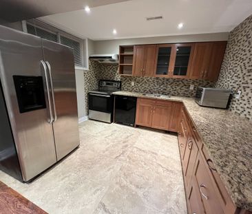 For Lease - 463 Cavell Drive, Mississauga, Ontario - Photo 6