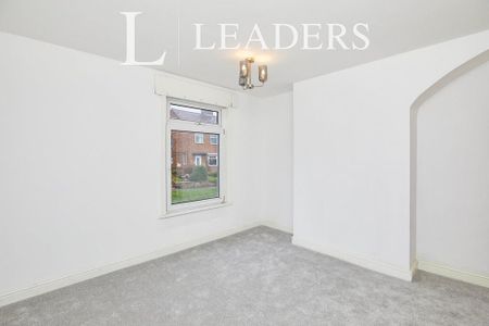 2 bedroom terraced house to rent - Photo 2