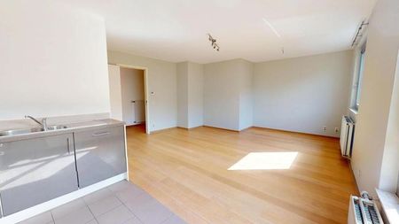 Appartement te huur - Foto 2