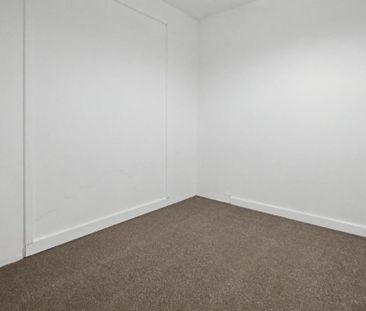 1 bedroom semi-detached bungalow to rent - Photo 3