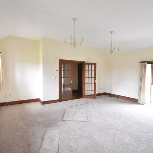 3 bedroom barn conversion to rent - Photo 1