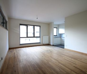 Appartement te huur - Foto 2