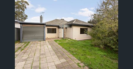 EXCELLENT LOCATED 3 BEDROOMS HOUSE - Photo 3