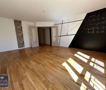 Location Appartement 4 pièces 82m² MACON 71000 - Photo 2