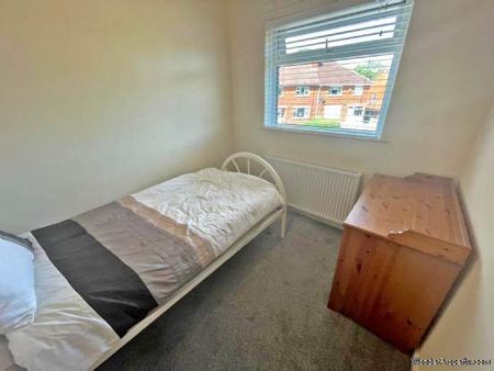 3 bedroom property to rent in Oldham - Photo 2