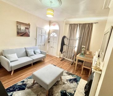 Walford Mount - Photo 1