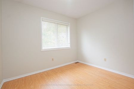 For Lease - 82 Mullis Crescent Unit# Main & 2nd, Brampton, Ontario - Photo 2