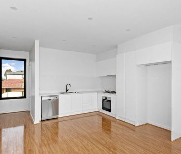 2 bedroom luxury townhouse - Photo 1