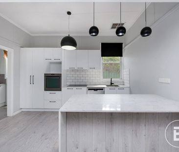 Inner City Cottage Close to Bendigo CBD - Photo 5