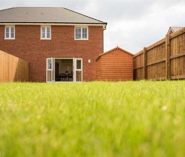 Pilkington Way, Cradley Heath, B64 - Photo 1