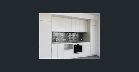 Cosy Living Style just off Chinatown - Photo 5