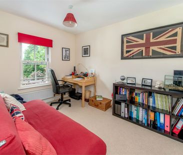 White Willow Gardens, Staplegrove - Photo 3