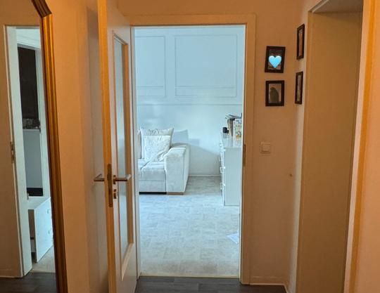 Helle 3 Zimmer Wohnung mit Wohnküche - Photo 1