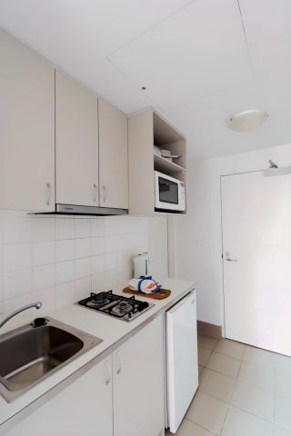 Standard Studio - Photo 5