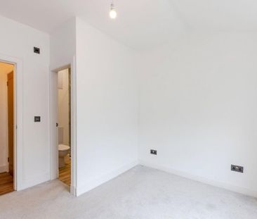 3 bedroom apartment to rent - Photo 5